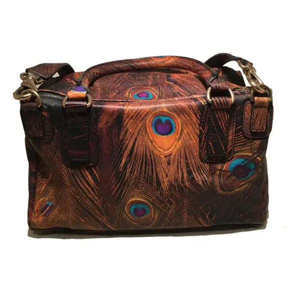 Givenchy Pandora Peacock Leather Shoulder Bag - Picture 5 of 11